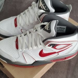 Nike Air Flight Falcon